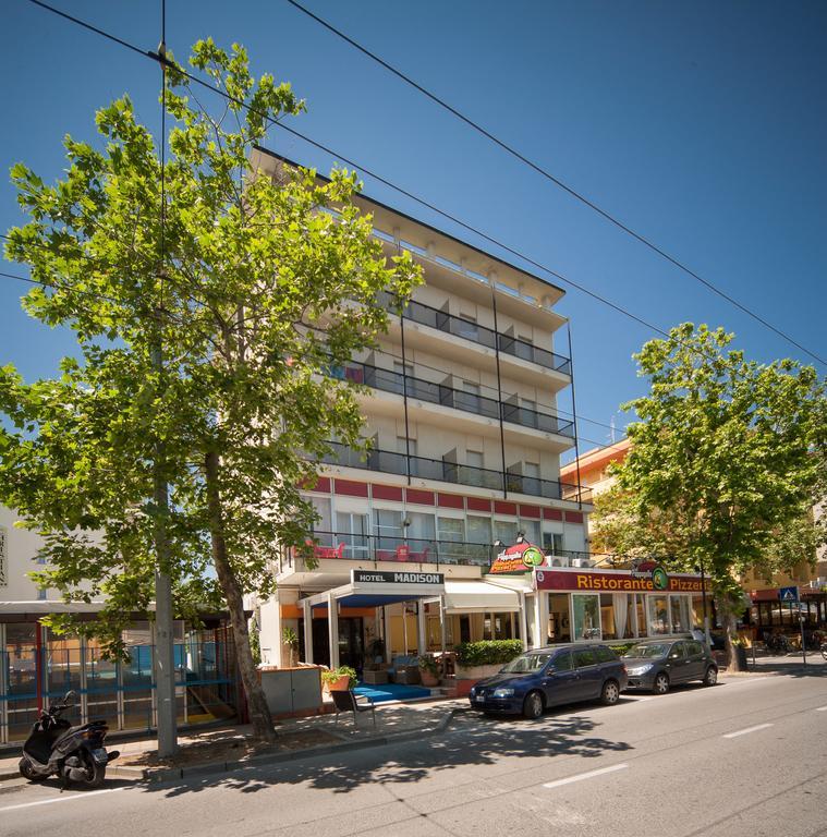 Hotel Madison Riccione Exteriör bild