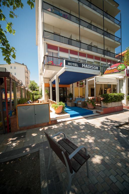 Hotel Madison Riccione Exteriör bild